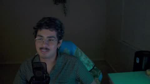 Snapshot of silentscout1 chatting on 04.01.26 Scout online show from 04.01.26