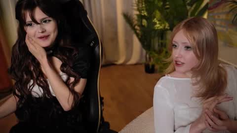 silk_aura online show from 09.15.25