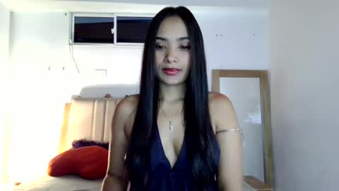 Snapshot of silk_diva chatting on 06.15.26 maria online show from 06.15.26