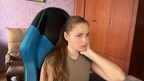 Erica online show from 06.17.26