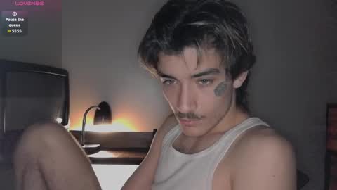 Snapshot of silly_cybin chatting on 10.06.25 cybin online show from 10.06.25