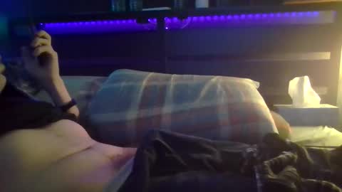 Snapshot of sillywabbit22 chatting on 12.16.25 Sillywabbit online show from 12.16.25