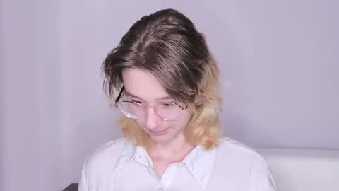 Snapshot of silva_tailll chatting on 03.30.26 silva online show from 03.30.26