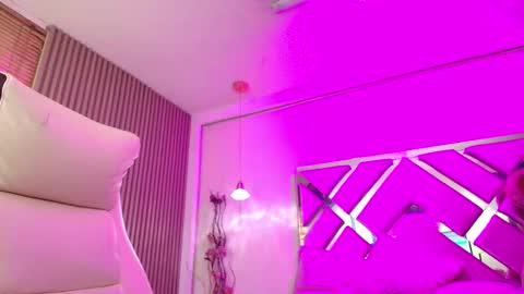 SIlvana  online show from 11.13.25