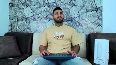 Snapshot of silvano_torrez chatting on 12.14.24 silavno online show from 12.14.24