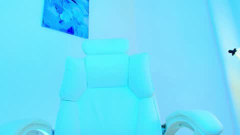 Snapshot of silvano_torrez chatting on 01.11.26 silavno online show from 01.11.26