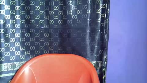 Snapshot of silver_baby06 chatting on 11.08.25 silver baby06 online show from 11.08.25