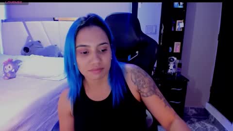   powder    online show from 03.18.26