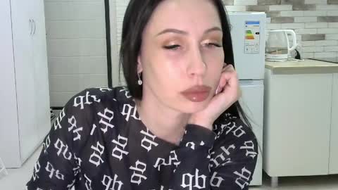 silver_still online show from 04.11.26