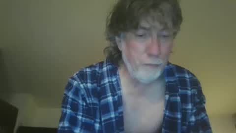 Snapshot of silverfunfox chatting on 06.08.26 silverfunfox online show from 06.08.26