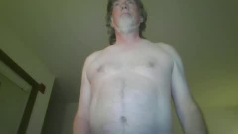 Snapshot of silverfunfox chatting on 06.17.26 silverfunfox online show from 06.17.26