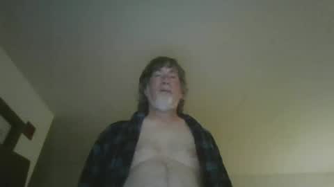 Snapshot of silverfunfox chatting on 06.21.26 silverfunfox online show from 06.21.26