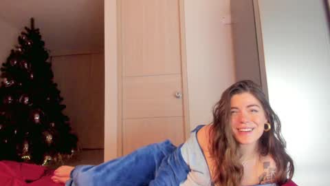 Snapshot of silverhase1 chatting on 12.16.24 silverhase1 online show from 12.16.24