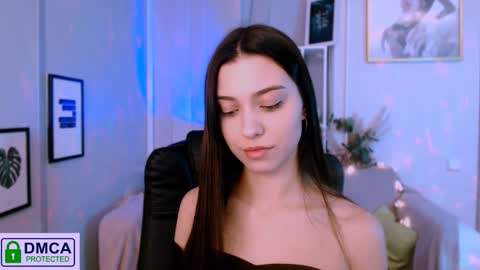 Silvia nude in pvt  online show from 12.22.24