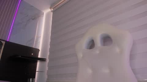 silvia online show from 01.27.25