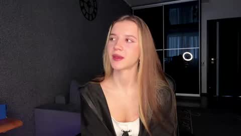 simikiss online show from 05.13.26