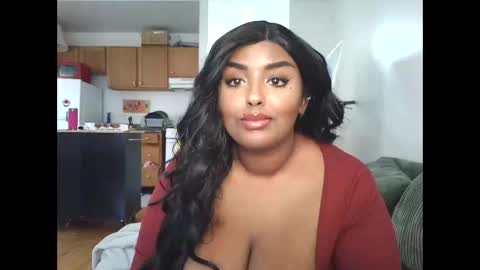 Snapshot of siminfox chatting on 02.17.26 Simin Fox online show from 02.17.26