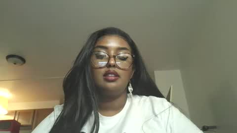 Snapshot of siminfox chatting on 03.07.26 Simin Fox online show from 03.07.26