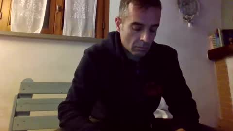 Snapshot of simmeturbate chatting on 02.11.25 Italiandaddyitalydickassbottomassholecomshowmasturbatenudeboyitalyatleticcutemuscolarhardcockdickboy online show from 02.11.25