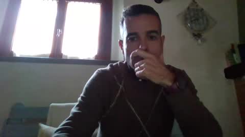 Snapshot of simmeturbate chatting on 02.17.25 Italiandaddyitalydickassbottomassholecomshowmasturbatenudeboyitalyatleticcutemuscolarhardcockdickboy online show from 02.17.25