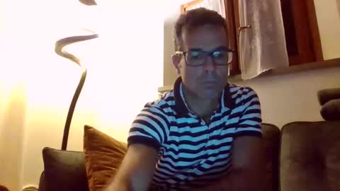 Snapshot of simmeturbate chatting on 09.14.25 Italiandaddyitalydickassbottomassholecomshowmasturbatenudeboyitalyatleticcutemuscolarhardcockdickboy online show from 09.14.25