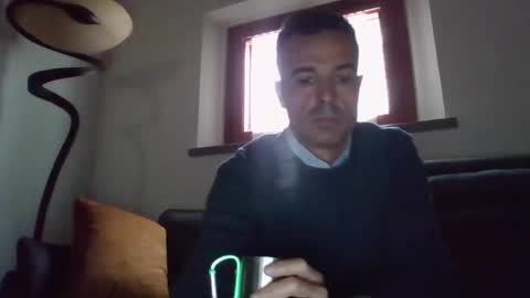 Snapshot of simmeturbate chatting on 10.20.25 Italiandaddyitalydickassbottomassholecomshowmasturbatenudeboyitalyatleticcutemuscolarhardcockdickboy online show from 10.20.25