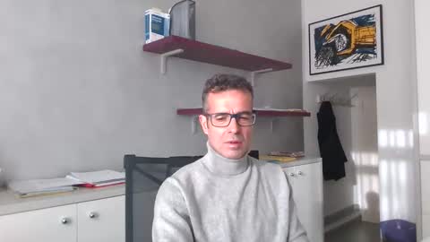 Snapshot of simmeturbate chatting on 11.26.25 Italiandaddyitalydickassbottomassholecomshowmasturbatenudeboyitalyatleticcutemuscolarhardcockdickboy online show from 11.26.25