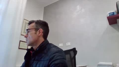 Snapshot of simmeturbate chatting on 01.10.26 Italiandaddyitalydickassbottomassholecomshowmasturbatenudeboyitalyatleticcutemuscolarhardcockdickboy online show from 01.10.26