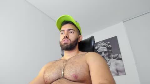 simon_leon01 online show from 06.15.26