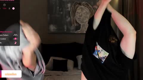 Snapshot of simonwnl chatting on 12.18.24 Simon online show from 12.18.24