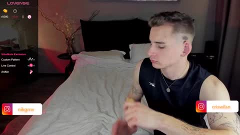 Snapshot of simonwnl chatting on 01.25.25 Simon online show from 01.25.25