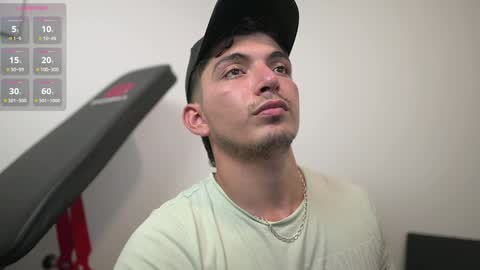 Snapshot of simoon_01 chatting on 02.01.25 SIMOON online show from 02.01.25