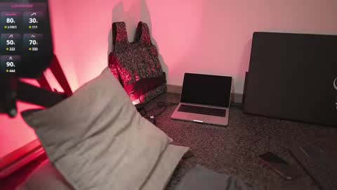 Snapshot of simoon_01 chatting on 02.13.25 SIMOON online show from 02.13.25