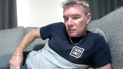 Snapshot of simplelife0 chatting on 10.16.25 Ricky online show from 10.16.25