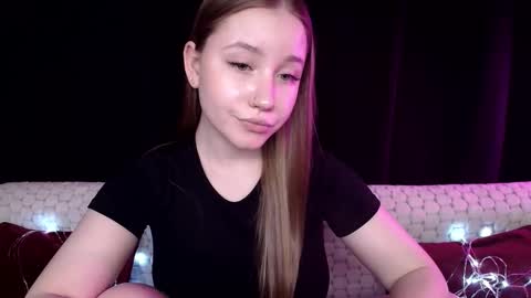 Snapshot of sindiwatsoon chatting on 12.12.24 Sindi online show from 12.12.24