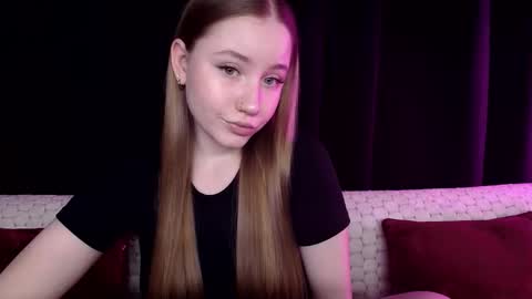 Snapshot of sindiwatsoon chatting on 01.28.25 Sindi online show from 01.28.25