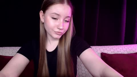 Snapshot of sindiwatsoon chatting on 01.28.25 Sindi online show from 01.28.25