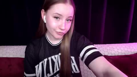 Snapshot of sindiwatsoon chatting on 02.18.25 Sindi online show from 02.18.25