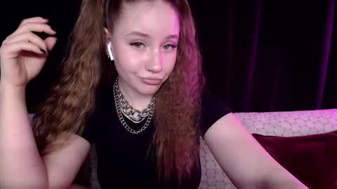 Snapshot of sindiwatsoon chatting on 02.19.25 Sindi online show from 02.19.25