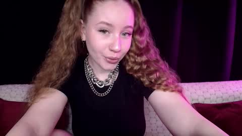 Snapshot of sindiwatsoon chatting on 02.28.25 Sindi online show from 02.28.25