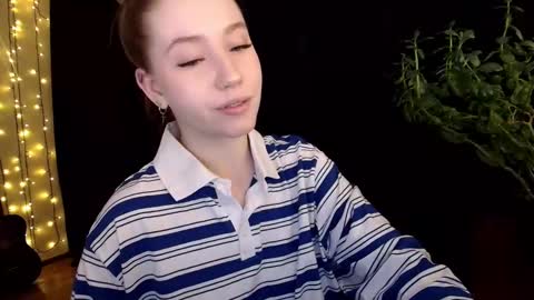 Snapshot of sindiwatsoon chatting on 09.26.25 Sindi online show from 09.26.25