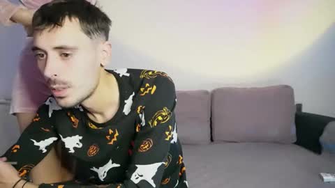 Two4Fun online show from 10.05.25