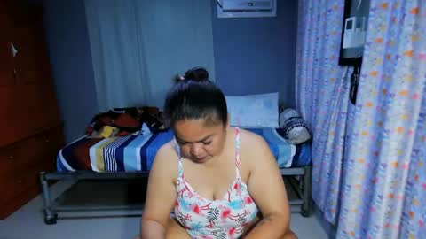 Snapshot of sinfullwife6969 chatting on 03.24.26 sinfullwife6969 online show from 03.24.26