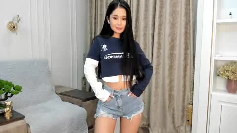 Ellie online show from 12.15.24