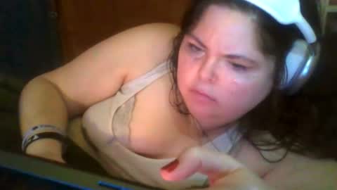 Siofra online show from 11.25.25