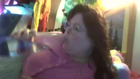 Snapshot of siofra chatting on 05.03.26 Siofra online show from 05.03.26