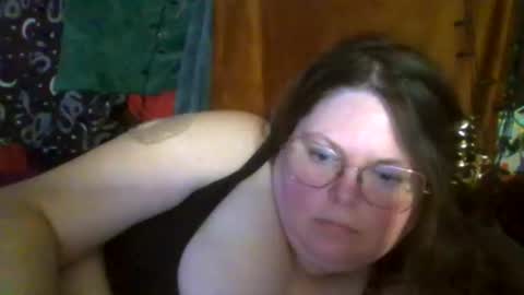 Snapshot of siofra chatting on 05.22.26 Siofra online show from 05.22.26