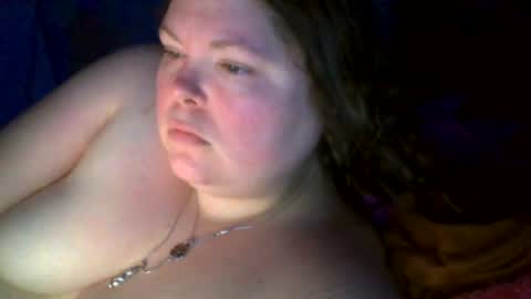 Snapshot of siofra chatting on 06.24.26 Siofra online show from 06.24.26