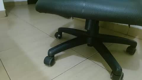 Snapshot of sir_tall_dom chatting on 11.20.25 AlphaMaster Rodrick online show from 11.20.25