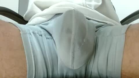 Snapshot of sir_tall_dom chatting on 11.25.25 AlphaMaster Rodrick online show from 11.25.25